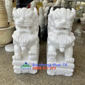 Cặp Kỳ Lân gác cổng phong thủy đá cẩm thạch trắng - Cao 40 cm
