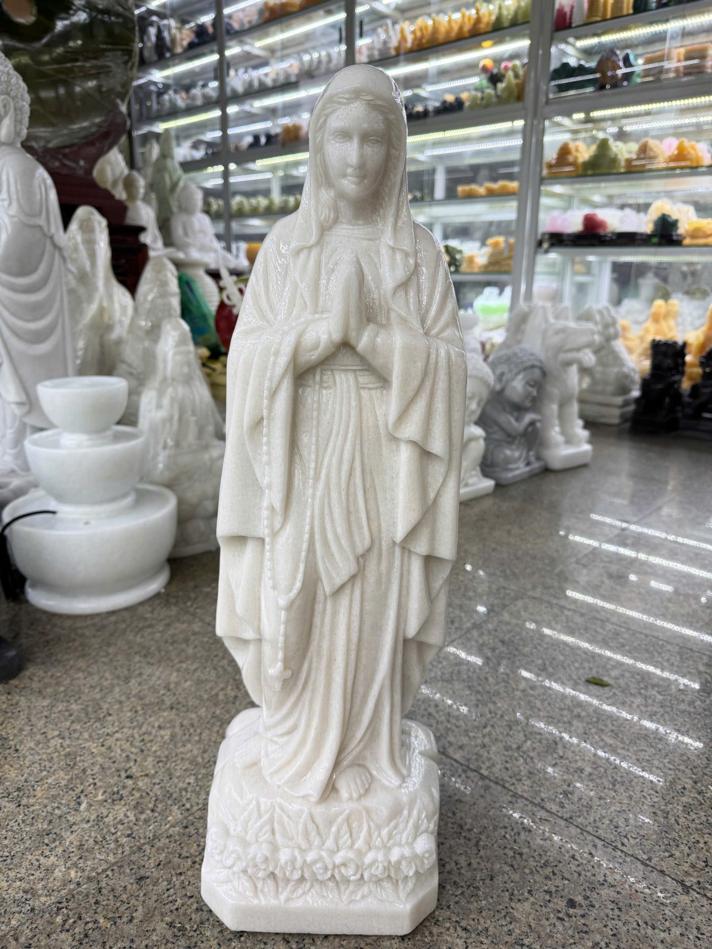 Tượng Chúa chắp tay cầu nguyện, Đức Mẹ Maria đá trắng – Cao 60cm