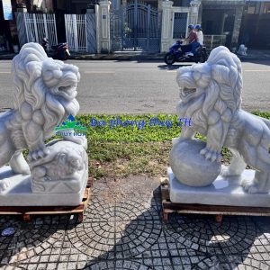 Cặp Sư tử gác cổng phong thủy đá cẩm thạch trắng - Cao 1 m