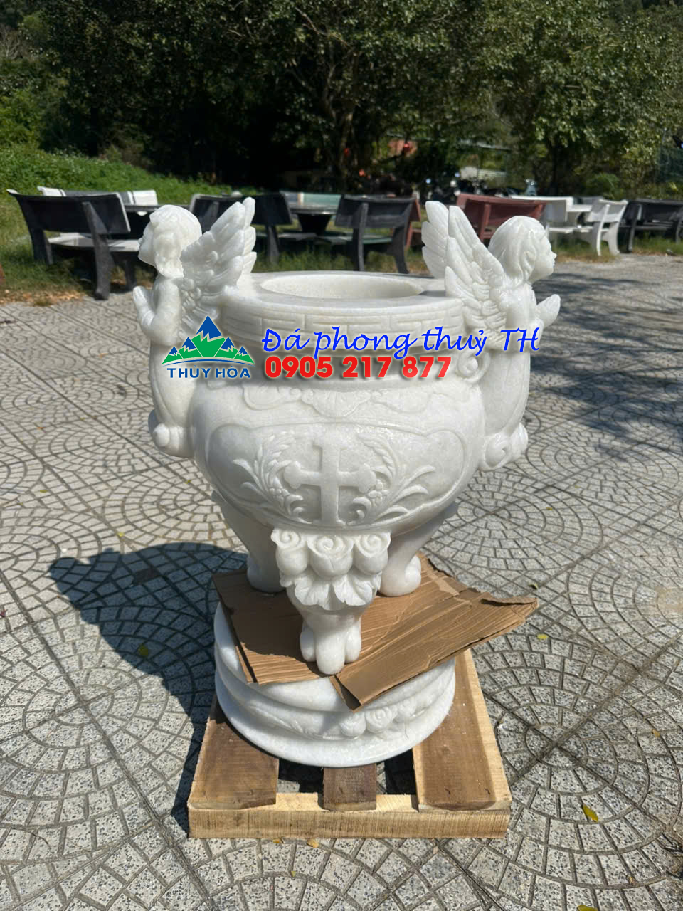 Lư hương, bát hương, bát nhang thờ cúng chạm thánh giá thiên chúa giáo đặt bàn thờ, mộ đá trắng – Cao 80 cm