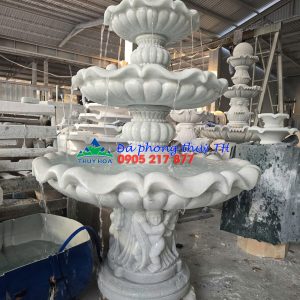 Thác nước đài phun nước thiên thần đá trắng trang trí sân vườn, hồ cá, khách sạn - Cao 1m8