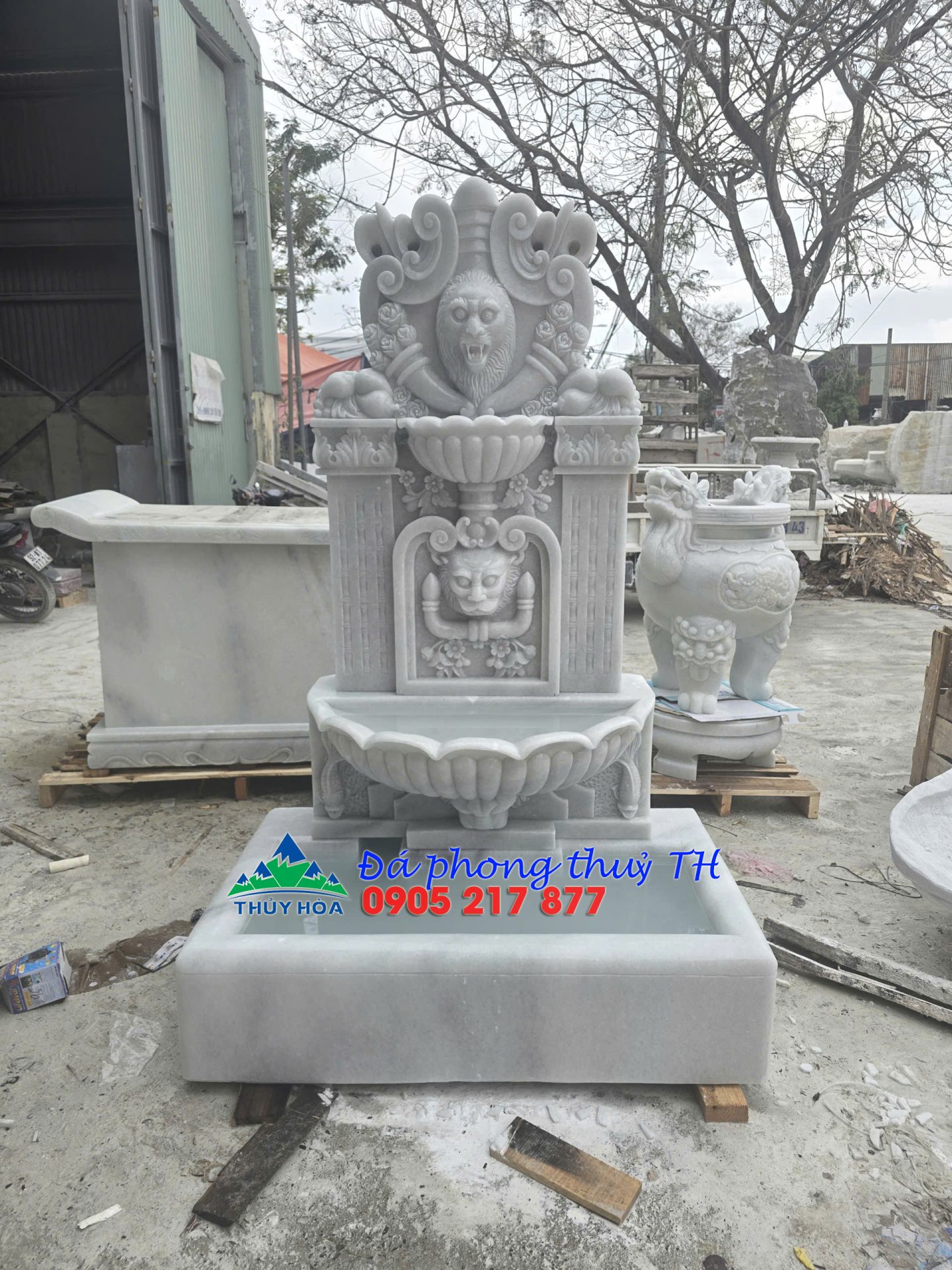 Thác nước đài phun nước đá trắng trang trí sân vườn, hồ cá, khách sạn – Cao 2m5