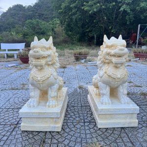 Cặp tượng Kỳ Lân phong thủy đá vàng cà rốt - Cao 72 cm