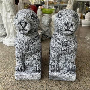 Cặp tượng chó đá phong thủy đá đen để đền thờ, đình, miếu - Cao 40 cm